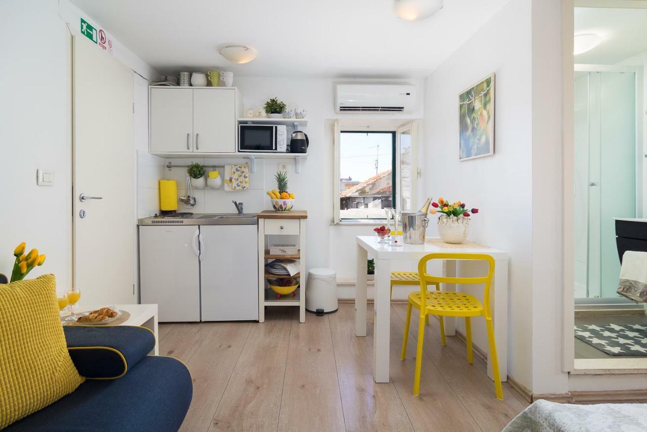 Guest House Babina - Apartments King & Queen Split Exterior photo