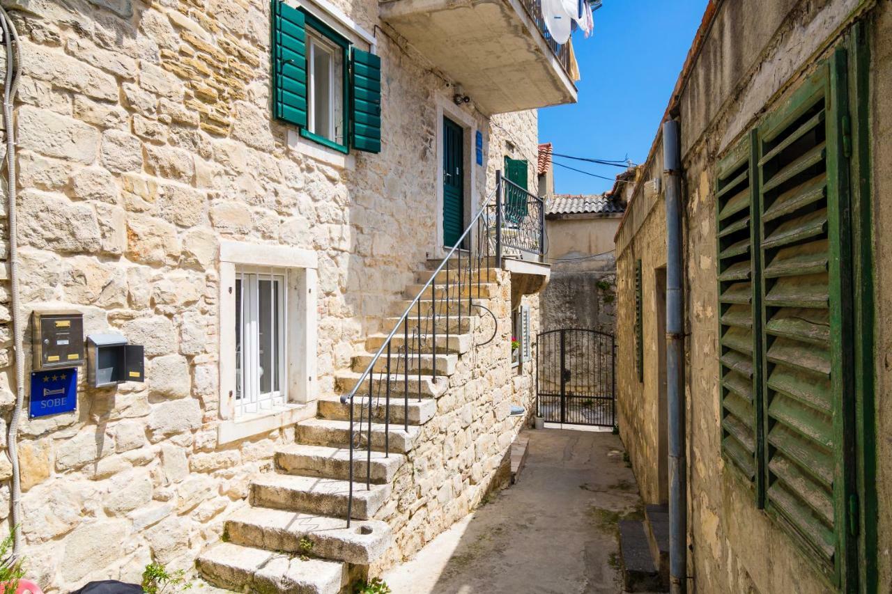 Guest House Babina - Apartments King & Queen Split Exterior photo
